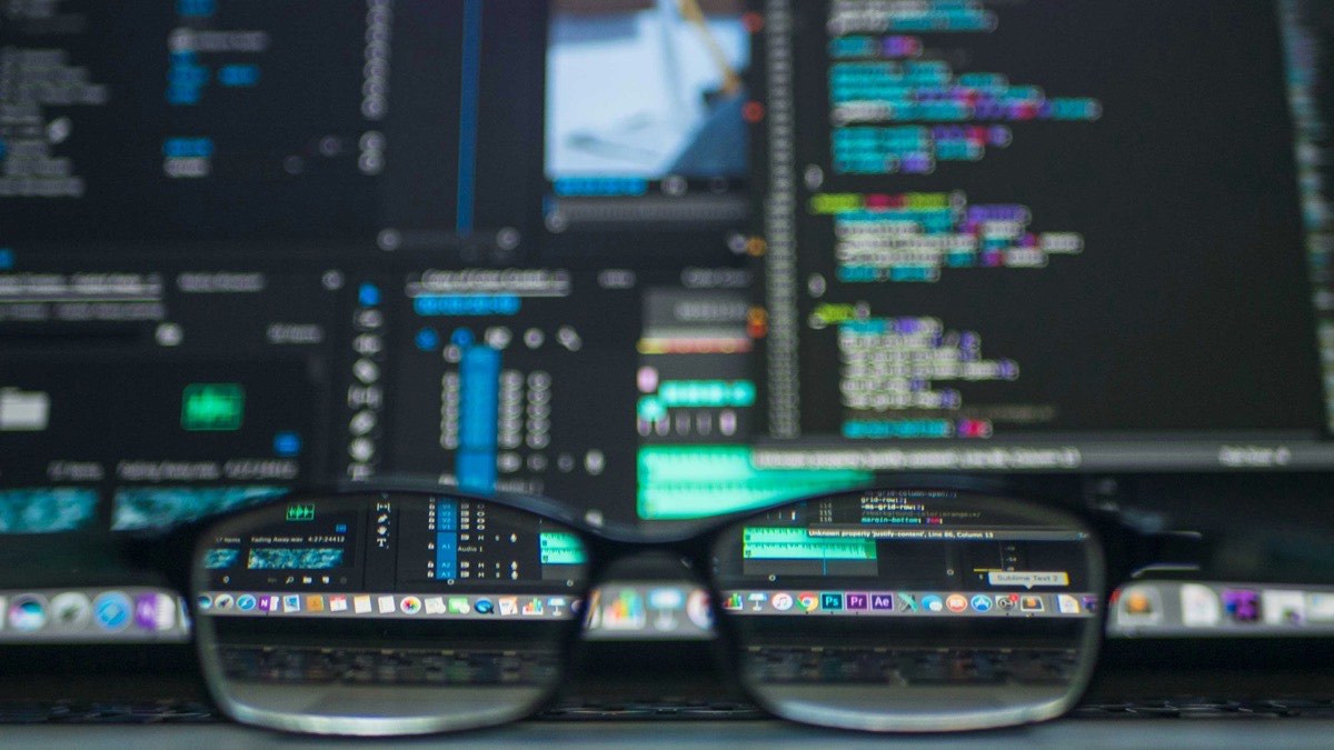 Comparing technology platforms and vendor options